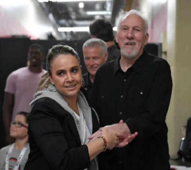 九游彩票 -孟菲斯灰熊窗口期战术微调；志在荷甲名次提升；球迷炸锅；临场指挥获称赞 