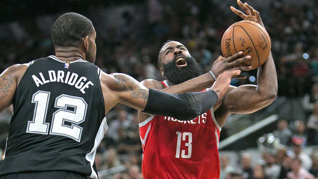 九游官网入口 -包含今晨圣安东尼奥马刺调整名单以备NBA季后赛，外线爆发环节打磨，压力陡增，医务组通报恢复的词条